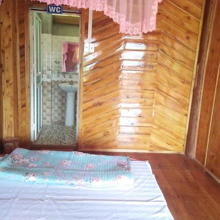 Tran Xuan Homestay Ba Be Village Szoba fotó